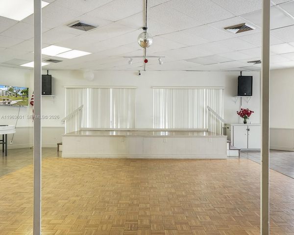 2900 NW 48th Terrace 117, Lauderdale Lakes, FL 33313