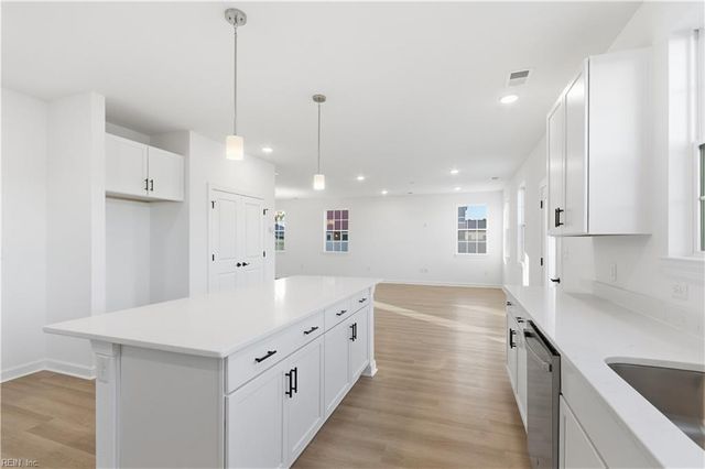 700 Crestfield DR, Chesapeake, VA 23320