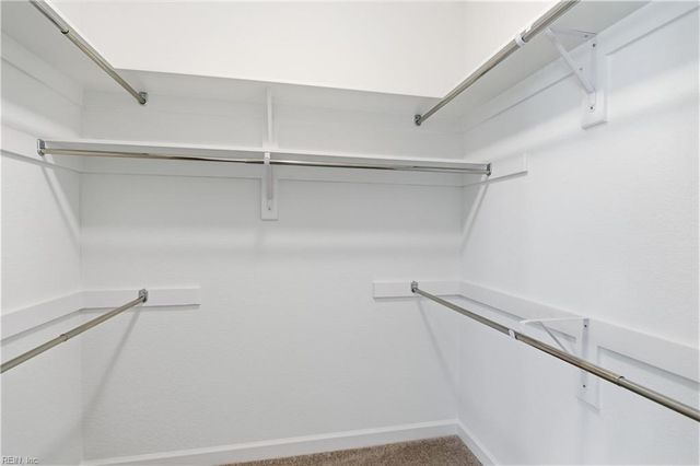 700 Crestfield DR, Chesapeake, VA 23320