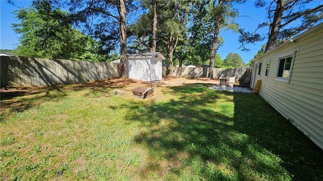 3332 Stilworken DR, Chesapeake, VA 23321