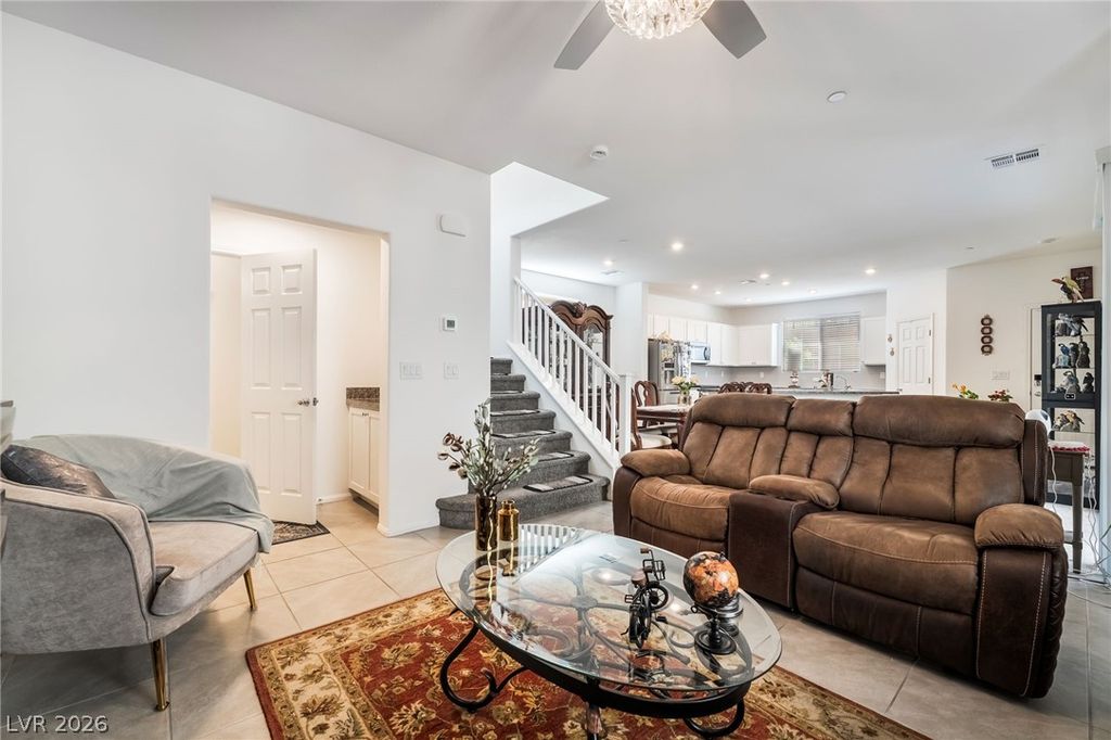 1371 Graphite Avenue, Henderson, NV 89002 — photo 3