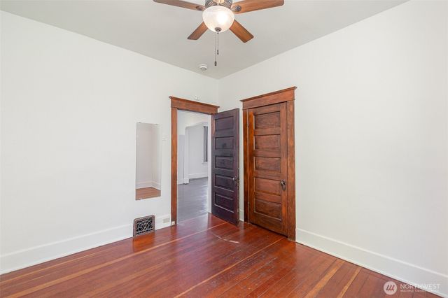4406 6th Avenue NW, Seattle, WA 98107