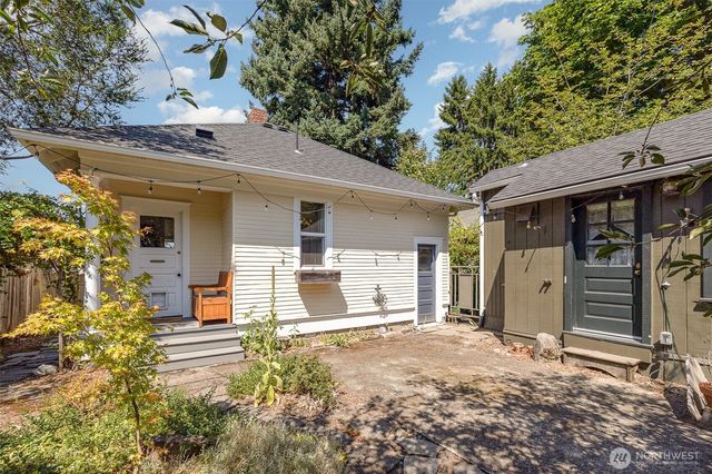 4406 6th Avenue NW, Seattle, WA 98107