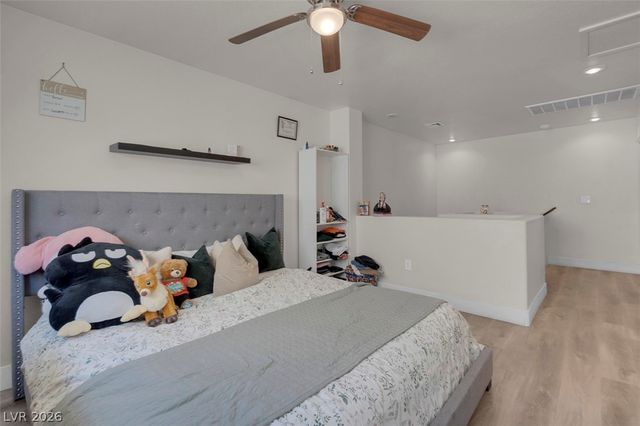 7212 Platinum Peak Avenue, Las Vegas, NV 89129