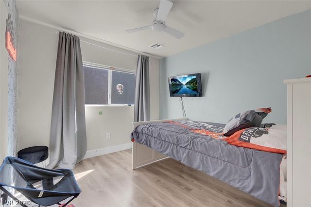 7212 Platinum Peak Avenue, Las Vegas, NV 89129