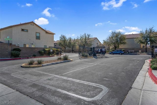 7212 Platinum Peak Avenue, Las Vegas, NV 89129