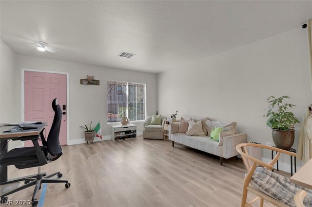 7212 Platinum Peak Avenue, Las Vegas, NV 89129