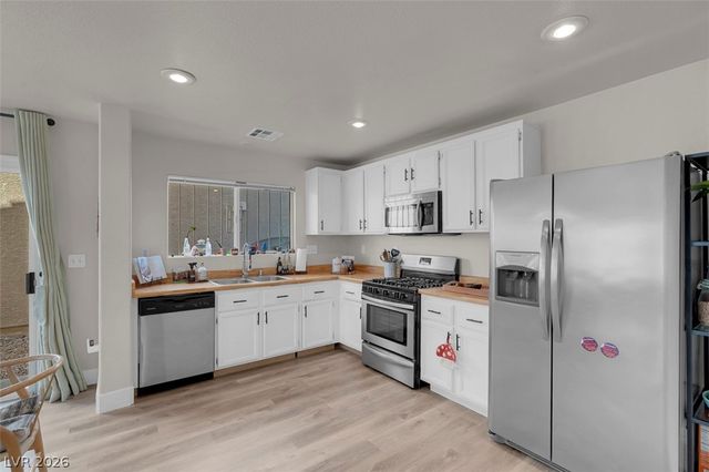 7212 Platinum Peak Avenue, Las Vegas, NV 89129