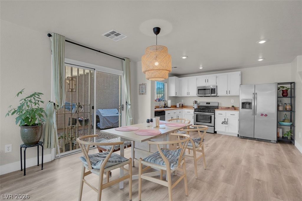 7212 Platinum Peak Avenue, Las Vegas, NV 89129