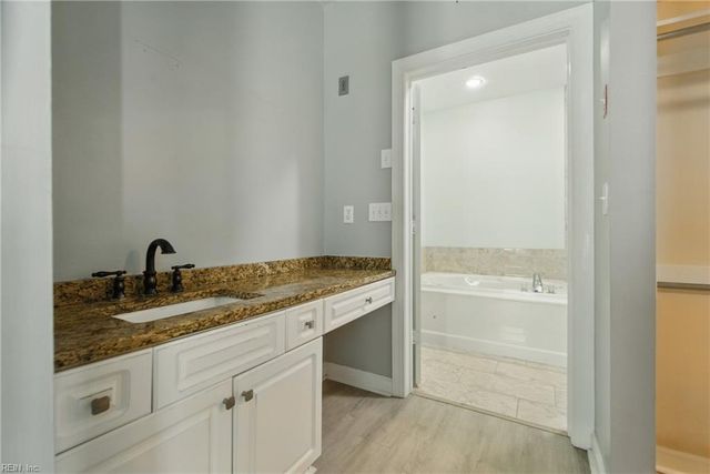 3232 Silver Sands Cir Apt 201, Virginia Beach, VA 23451
