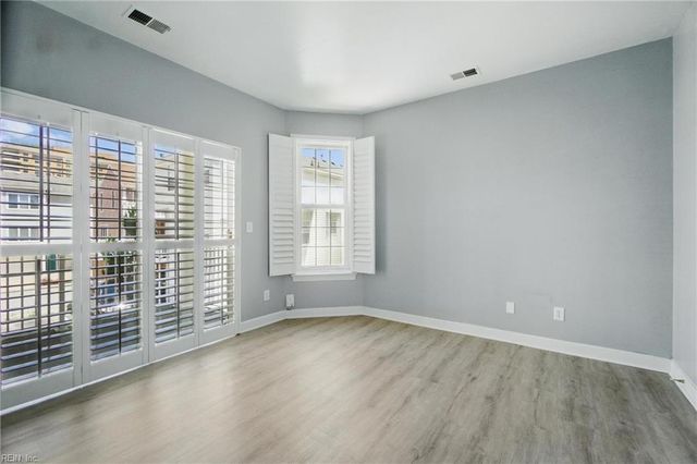 3232 Silver Sands Cir Apt 201, Virginia Beach, VA 23451