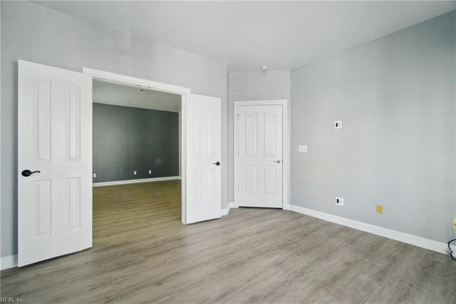 3232 Silver Sands Cir Apt 201, Virginia Beach, VA 23451