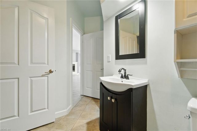 3232 Silver Sands Cir Apt 201, Virginia Beach, VA 23451