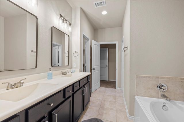 13839 Bonner Bluff Lane, Houston, TX 77047