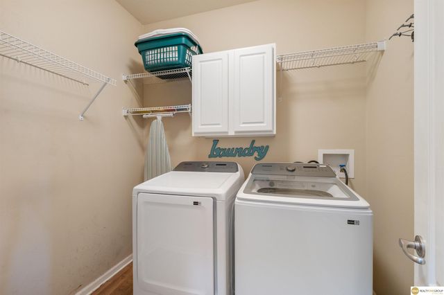 19887 I Street, Omaha, NE 68135