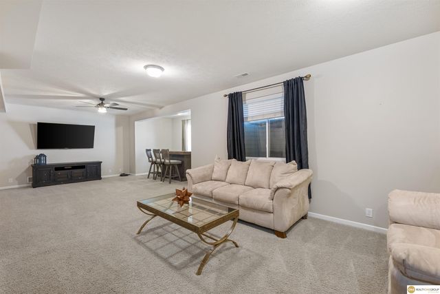 19887 I Street, Omaha, NE 68135