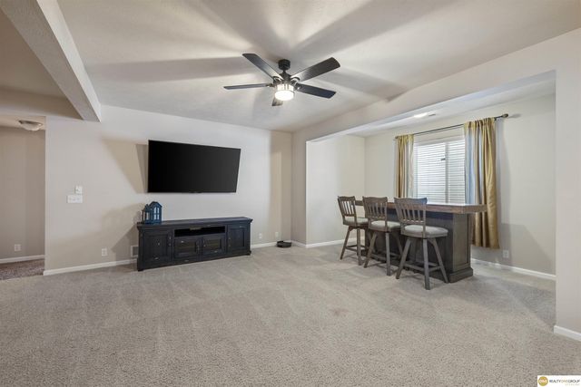 19887 I Street, Omaha, NE 68135