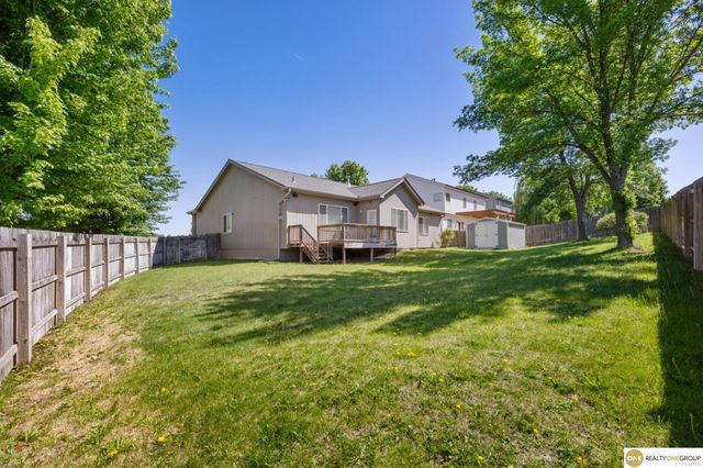 19887 I Street, Omaha, NE 68135