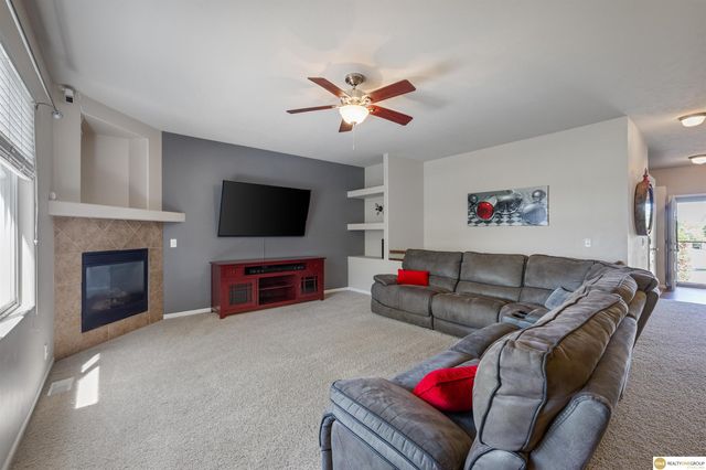 19887 I Street, Omaha, NE 68135