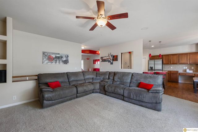 19887 I Street, Omaha, NE 68135
