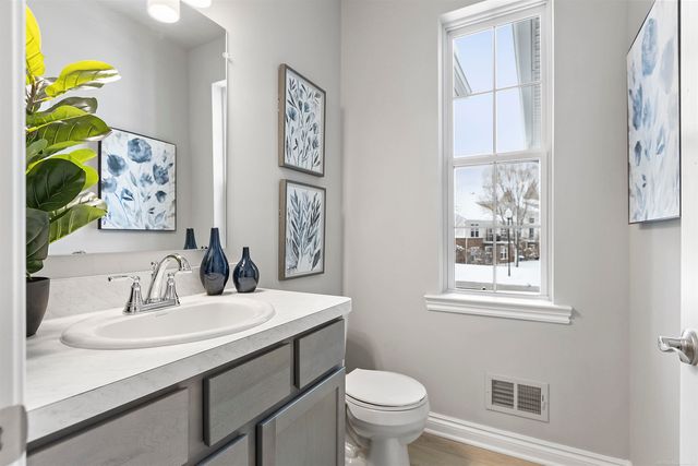 2270 Chase Drive, Hartland Twp, MI 48855