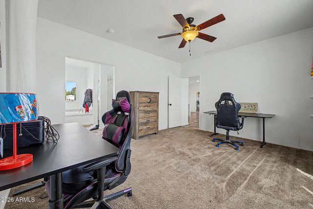 21376 W MARK Lane, Wittmann, AZ 85361