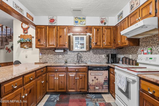 4945 US HIGHWAY 17, Green Cove Springs, FL 32043