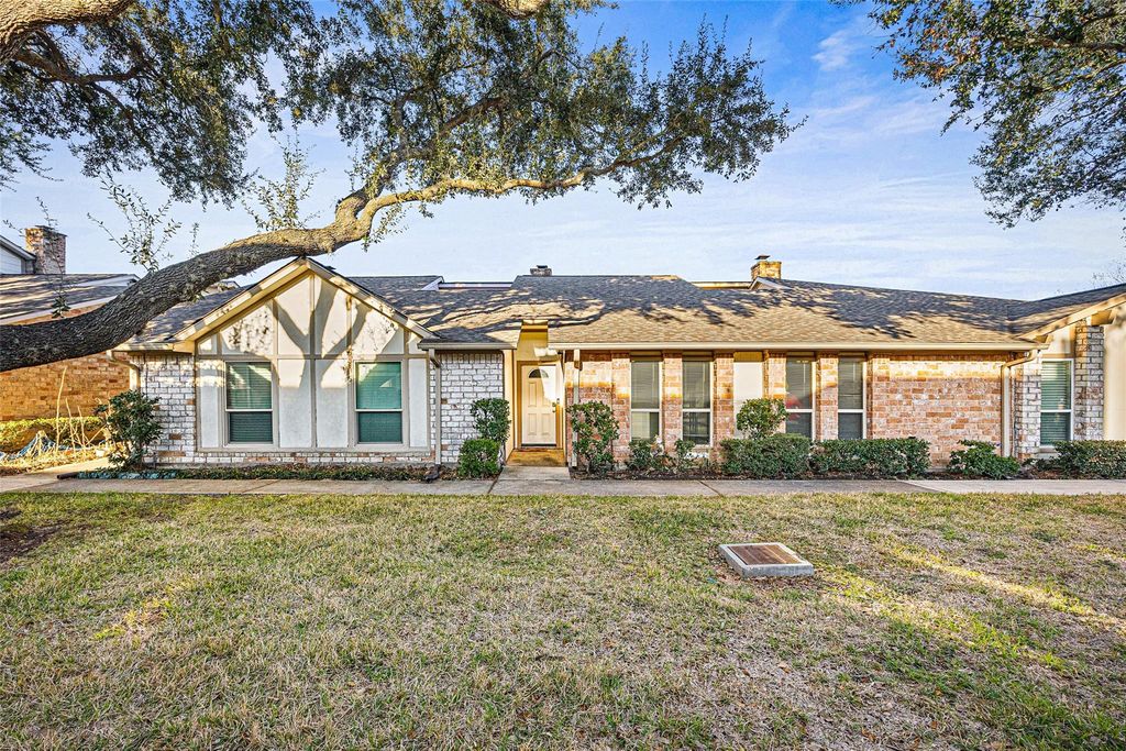 48 Brighton Court, Missouri City, TX 77459