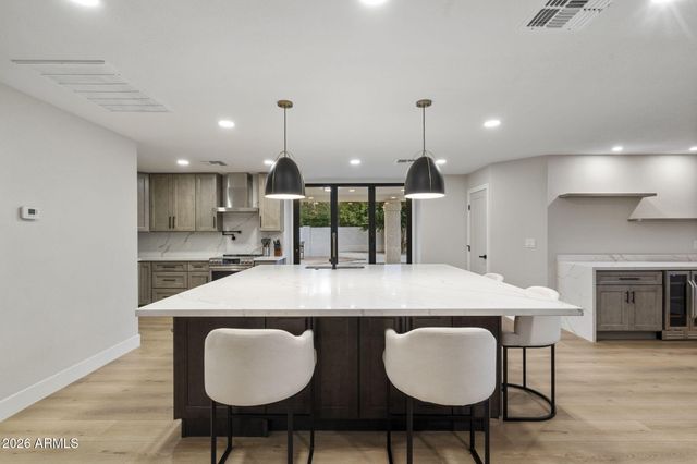 15832 N 62nd Place, Scottsdale, AZ 85254