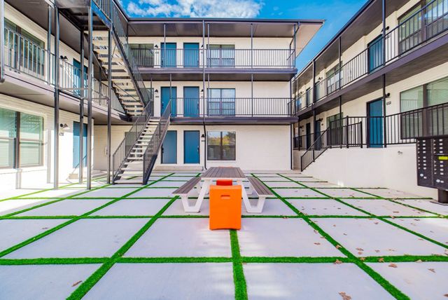 606 N Marsalis Avenue 209, Dallas, TX 75203