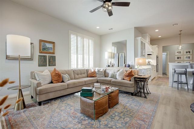 1009 Parkside Road, Norman, OK 73072