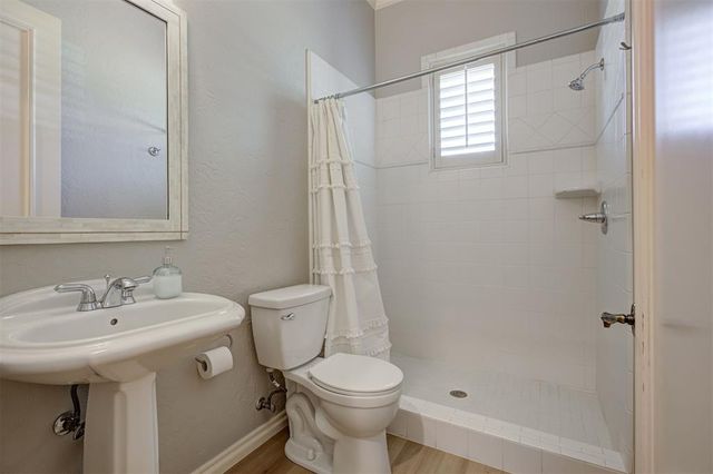 1009 Parkside Road, Norman, OK 73072