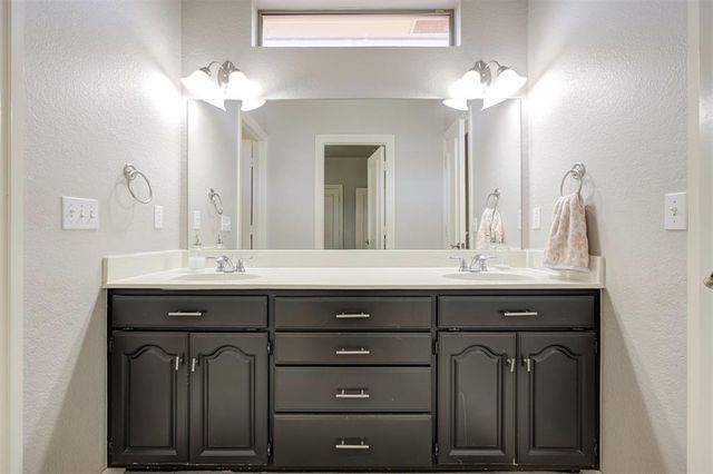 1009 Parkside Road, Norman, OK 73072