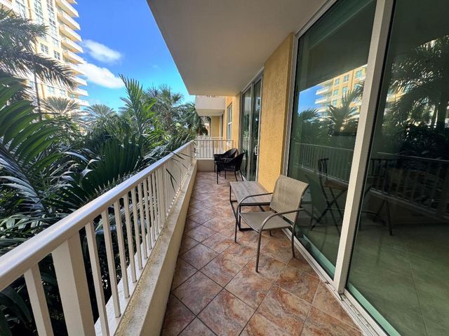 625 Casa Loma Boulevard 409, Boynton Beach, FL 33435