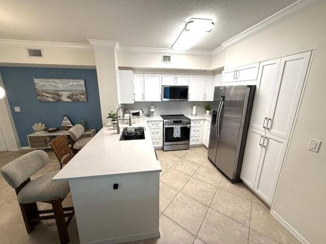 625 Casa Loma Boulevard 409, Boynton Beach, FL 33435