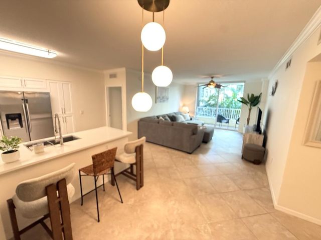 625 Casa Loma Boulevard 409, Boynton Beach, FL 33435