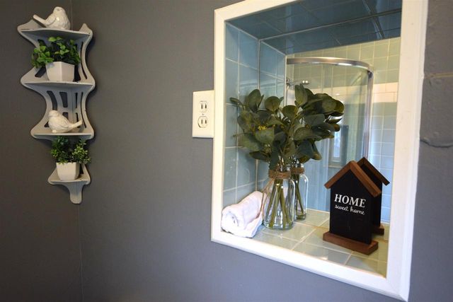 1746 LOST LANE, Green Bay, WI 54302