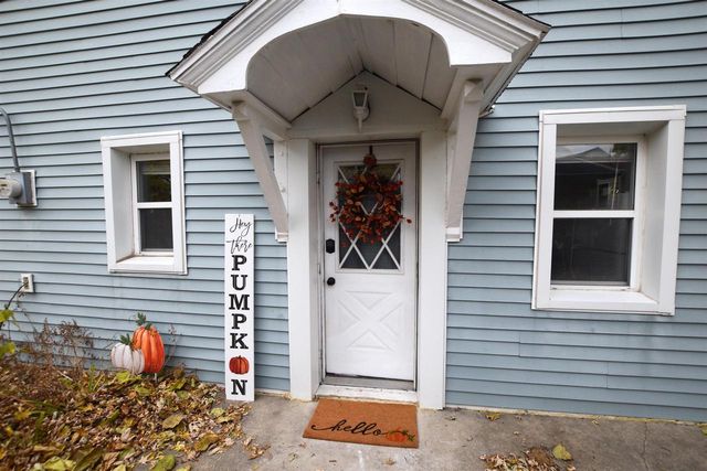 1746 LOST LANE, Green Bay, WI 54302