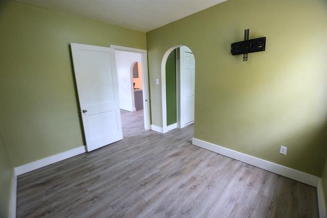 1746 LOST LANE, Green Bay, WI 54302