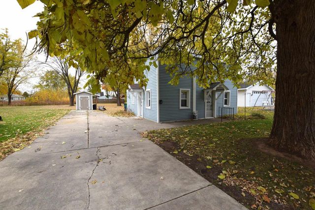 1746 LOST LANE, Green Bay, WI 54302