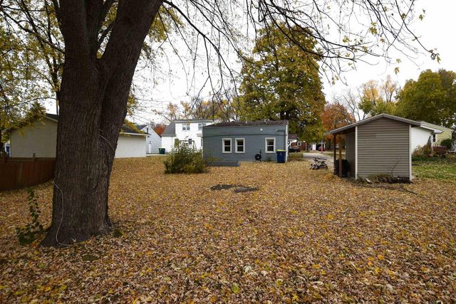 1746 LOST LANE, Green Bay, WI 54302
