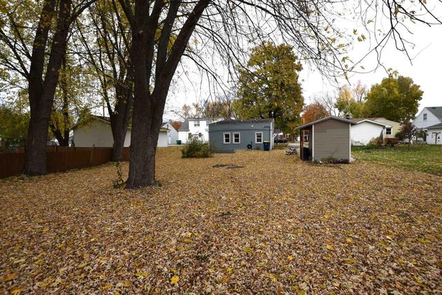1746 LOST LANE, Green Bay, WI 54302