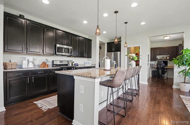 270 Gunnison Street, Lake Orion, MI 48360