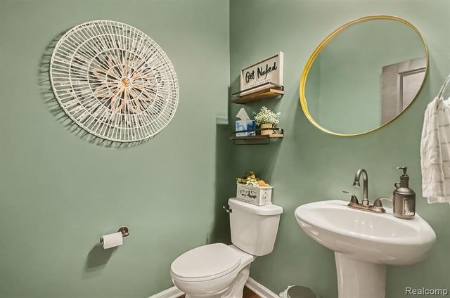 270 Gunnison Street, Lake Orion, MI 48360