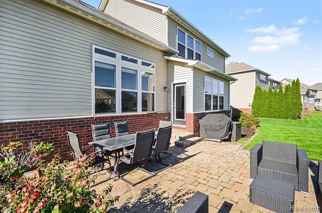 270 Gunnison Street, Lake Orion, MI 48360
