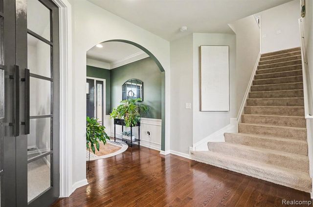 270 Gunnison Street, Lake Orion, MI 48360