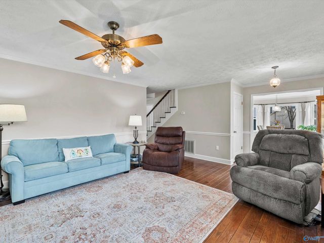 27601 Mclemore Drive, Harvest, AL 35749