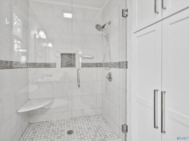 27601 Mclemore Drive, Harvest, AL 35749