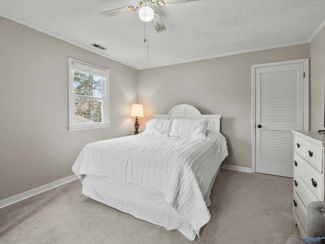 27601 Mclemore Drive, Harvest, AL 35749