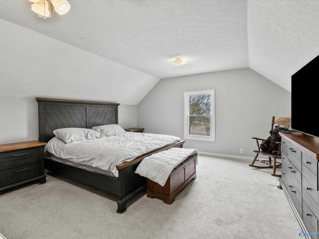 27601 Mclemore Drive, Harvest, AL 35749